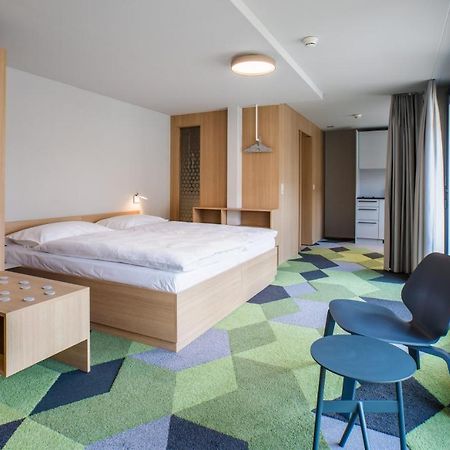 The Lab Hotel & Apartments トゥーン エクステリア 写真