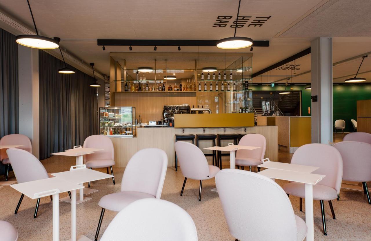 The Lab Hotel & Apartments トゥーン エクステリア 写真