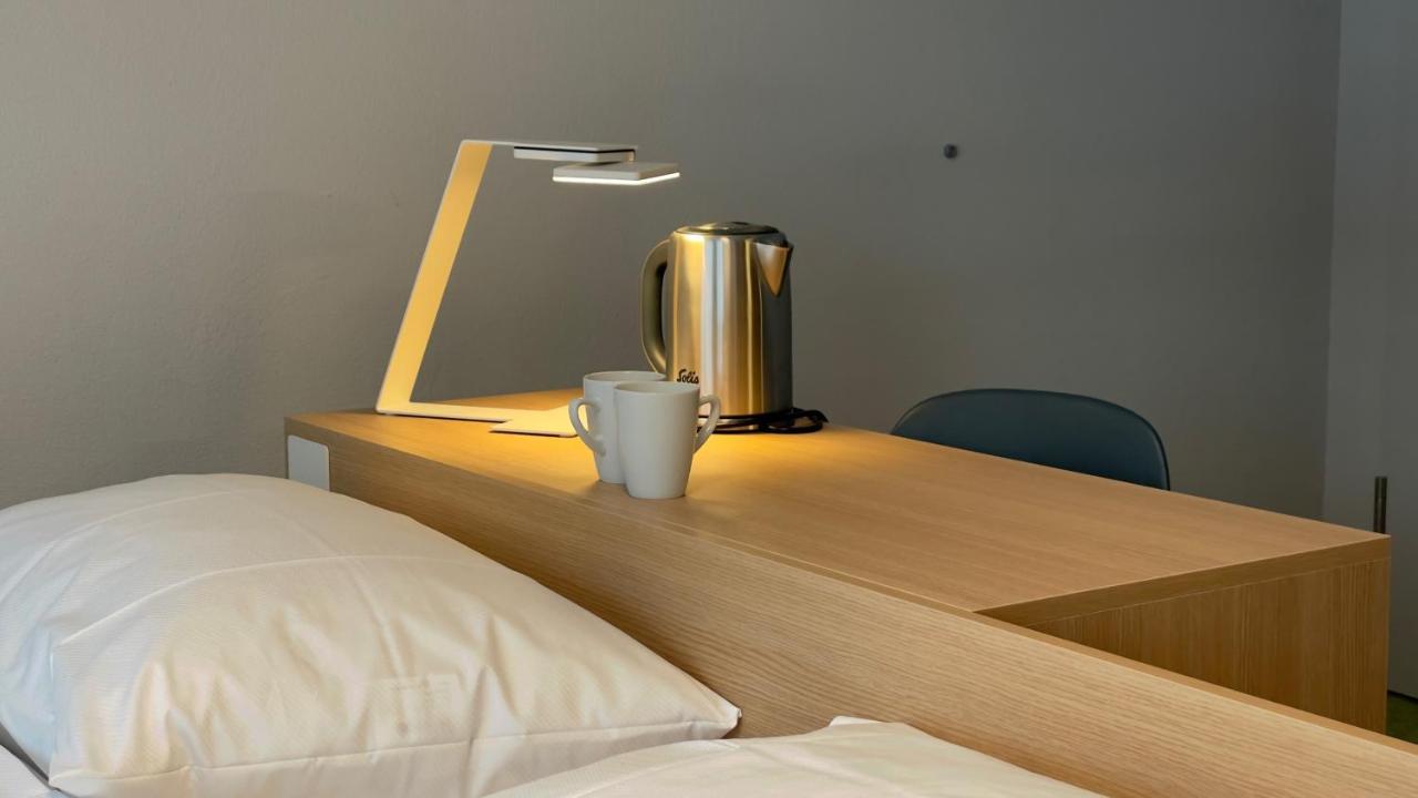 The Lab Hotel & Apartments トゥーン エクステリア 写真
